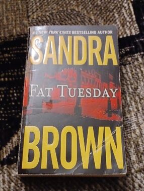 $4 Add-on Sandra Brown "Fat Tuesday" - Paperback Novel